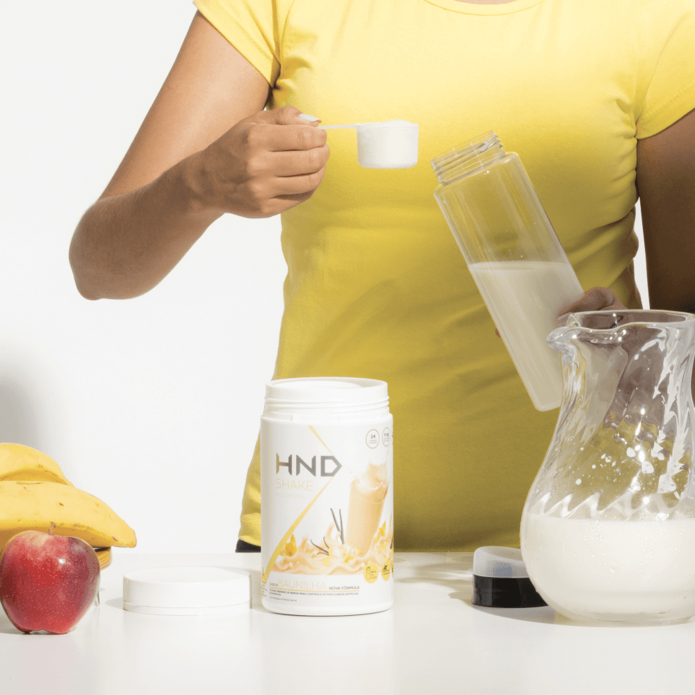 Imagem 4 de Shake H-Control Sabor Banana Com Chantilly HND 450g